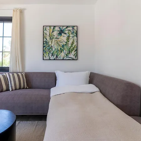 Apartament Naro Marina *