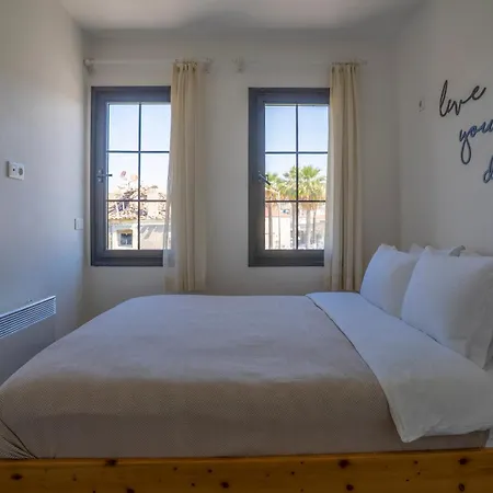 Apartament Naro Marina *