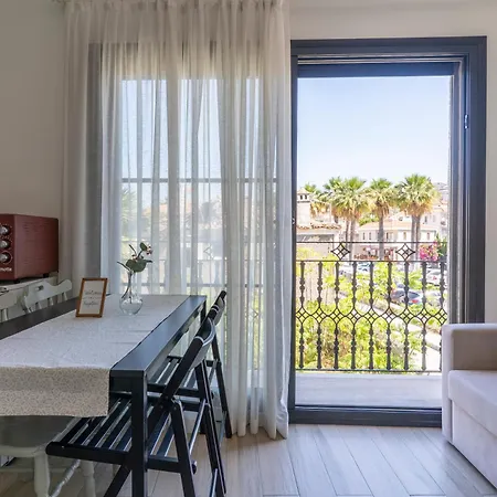 Naro Marina Apartament Çeşme